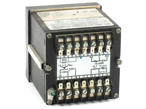 Omega 4002-JC-F rear terminal block — 14-position screw terminals with RTD, T/C, alarm (NC/C/NO), 120V/240V power wiring diagram label