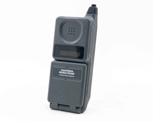 Motorola F09HLD8341AG Vintage 90's Flip Phone Cell California Mobile Phone As Is Motorola F09HLD8341AG Vintage 90's Flip Phone Cell California Mobile Phone As Is