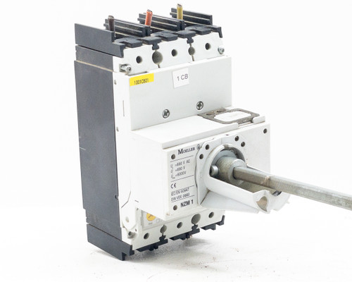 Moeller NZM1 NZMN1-A circuit breaker front face showing terminal block and label – front view