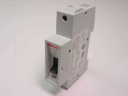 Entrelec GMU 20D 010272901 DIN rail circuit breaker front view with toggle switch in OFF position