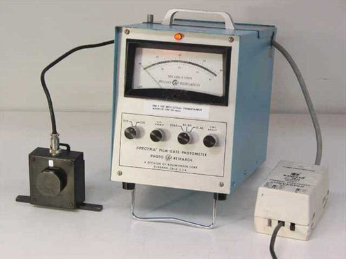 Photo Research Spectra 900-OP-C FilmGate Photometer front panel with analog meter, receiver head attached via cable, and Winstar 220V converter