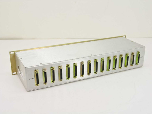 Dynetcom Dyna-Patch Mark-1 153-004B-16 — rear view showing 16 DB25 connectors labeled COMP across full width