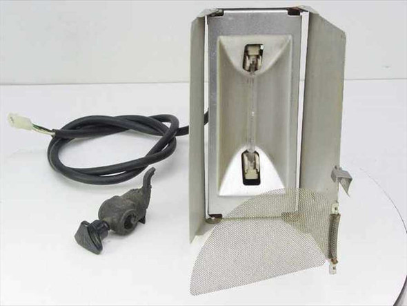 Ryudensha PL-10 quartz light — front open view showing two-way barn door with scrim and installed quartz lamp