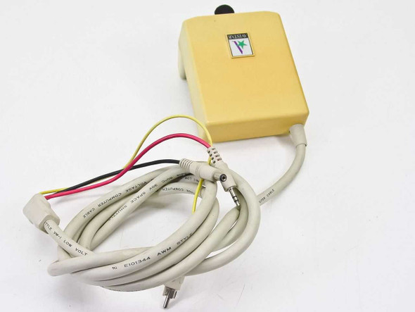 Avistar VideoLan 4e camera mic unit – top and rear view showing cable routing with DC, 3.5mm, and RCA connectors