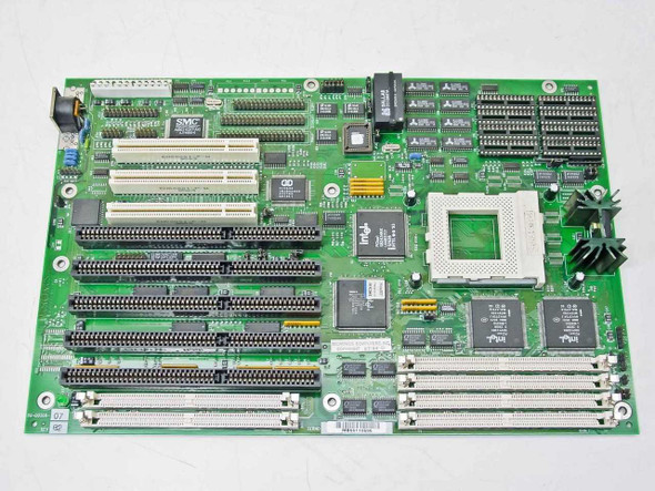 Micronics M54Pi Socket 5 motherboard 09-00208 — full top view showing PCI, ISA, and SIMM slots