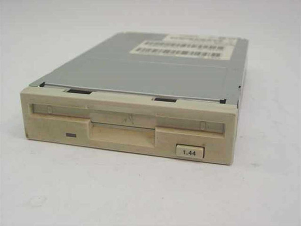 Panasonic JU-257A655P 3.5-inch 1.44MB internal floppy disk drive – front view showing eject button and 1.44 label