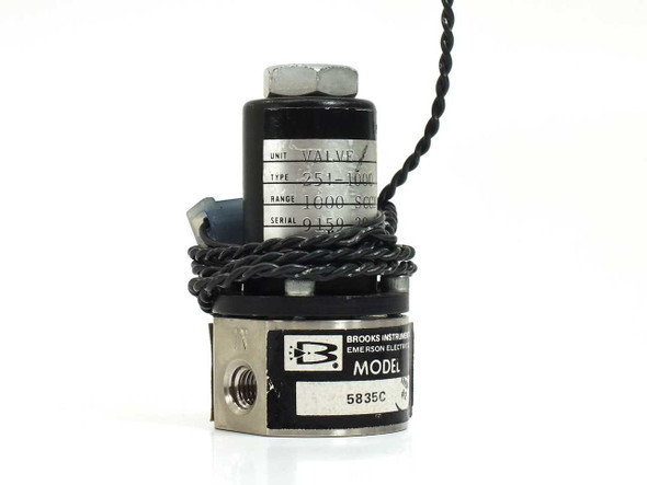 MKS Brooks 251-1000 mass flow control valve – front three-quarter view showing body label and twisted cable lead