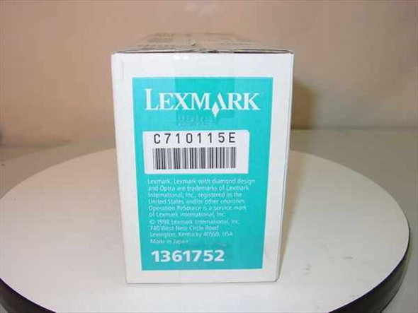 Lexmark 1361752 Optra SC 1275 Cyan Toner Cartridge – side of box showing C710115E barcode label and 1998 Lexmark International branding