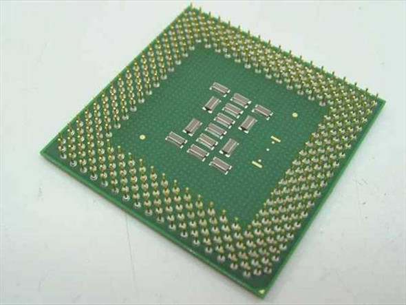 Intel Pentium III SL4CD 800MHz FC-PGA Socket 370 CPU – underside showing 370-pin contact array