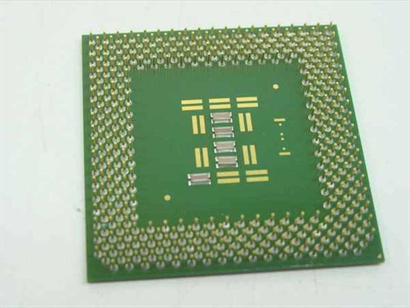 Intel SL4P8 Celeron 600MHz Socket 370 CPU — bottom view showing FC-PGA pin array and capacitor pads