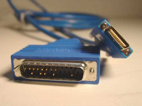 Cisco CAB-SS-232MT= close-up of DB-25 male connector end and Smart Serial connector end side by side