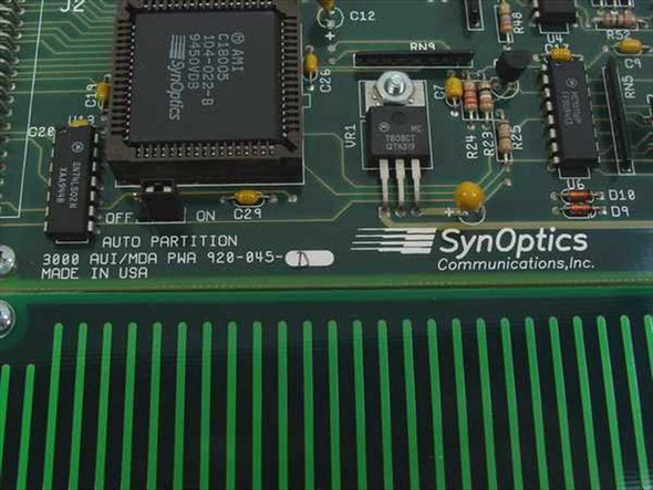 SynOptics 3333 board close-up showing SynOptics Communications Inc. label, 920-045 part number, Auto Partition switch, and main controller IC