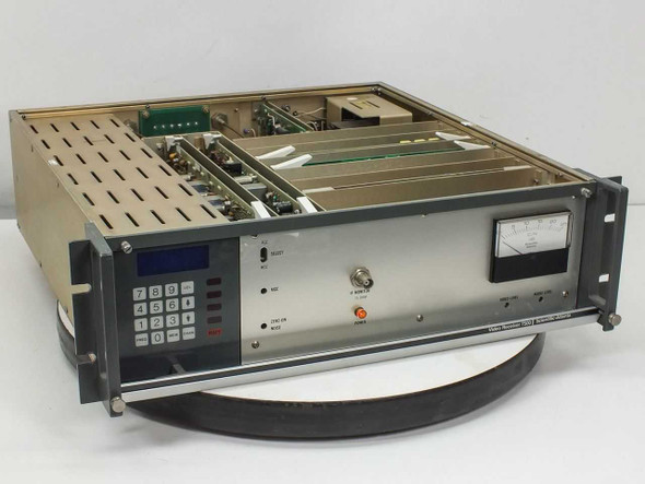 Scientific Atlanta 7500-02 Satellite Video Receiver front panel and open chassis — top cover missing, internal cards visible