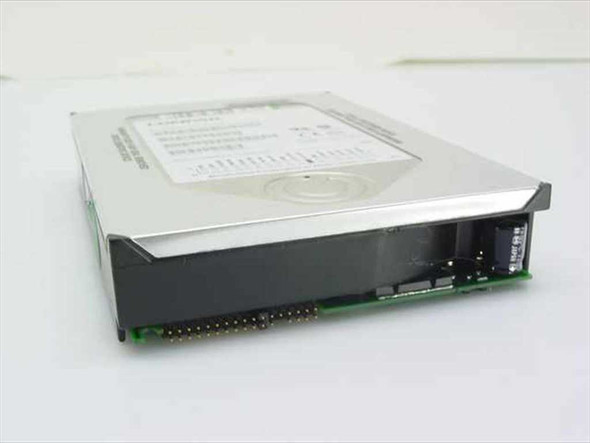 Compaq 313717-001 WDE9100 9.1GB SCSI hard drive – rear/side view showing PCB, interface connector, and jumper block