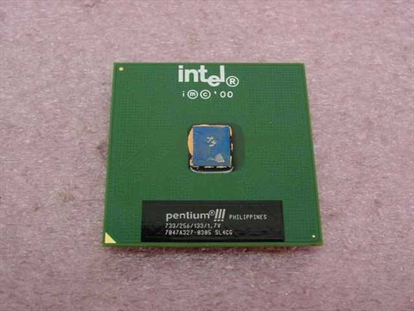 Intel Pentium III SL4CG 733MHz FC-PGA Coppermine CPU – top view showing Philippines manufacture label, 733/256/133/1.7V markings and SL4CG code