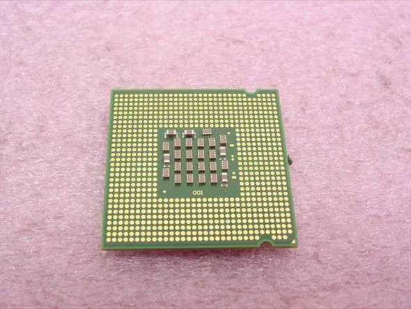 Intel SL7PU Pentium 4 530J Socket 775 CPU — land-side (bottom) view showing LGA775 contact pads