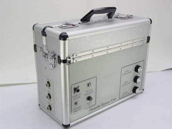Portable Bypass Unit 3-channel 835-849 MHz microwave receiver in aluminum flight case – front and right panel view showing SMA connectors and controls