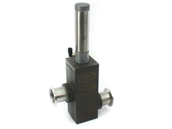 Key High Vacuum Products BL162 pneumatic brass valve – front-left view showing valve body, pneumatic actuator cylinder, and KF25 flanged ports