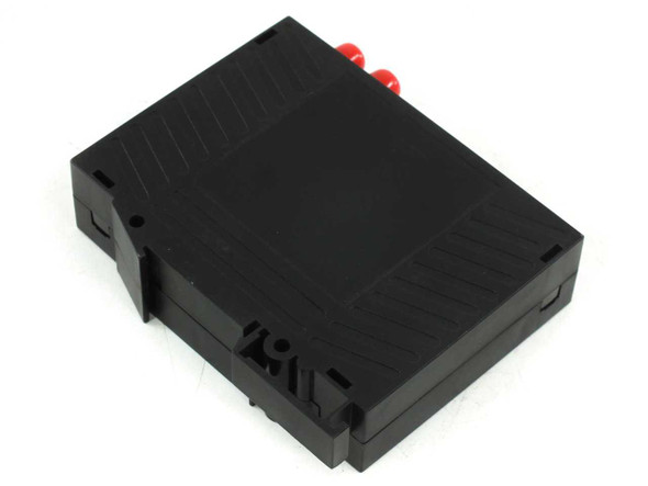 Red Lion Sixnet SL-2ES-2ST media converter — bottom and DIN-rail mounting rail view