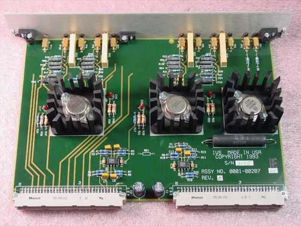 IVS 0001-00207 SFB Board Accuvision 200 – top side view showing three heatsink-mounted power components and edge connectors