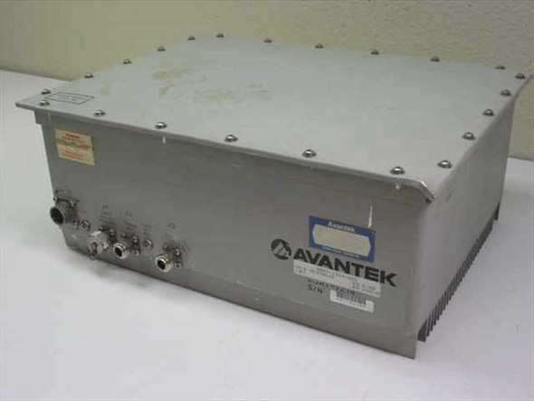 Avantek ASAT-1214-002 2W 70MHz RF Amplifier – front and right-side view showing Avantek branding label and connector panel