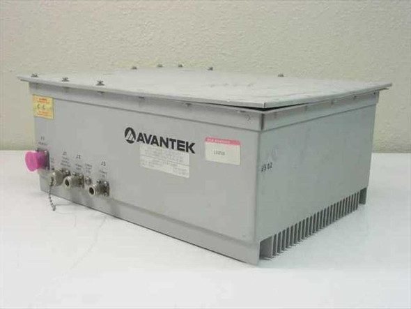 Avantek ASAT-1214-1004 RF Amplifier — front-left view showing Avantek logo, SMA coax ports J1–J3, P1 power connector, and aluminum enclosure with finned heat sink