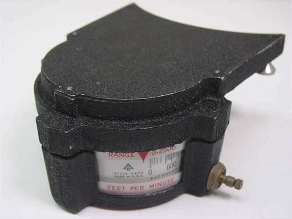 Bacharach Style 2500 Florite air velocity meter front view showing 0-2500 FPM analog scale and measurement inlet port