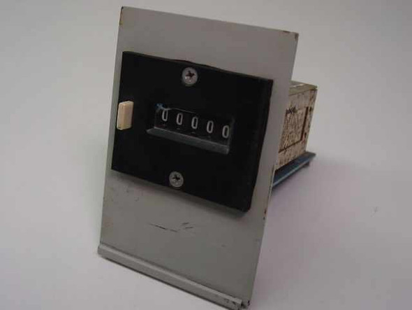 Kessler-Ellis KEP 476666-1 electromechanical counter front panel view showing 5-digit drum display reading 00000 with panel mounting bracket