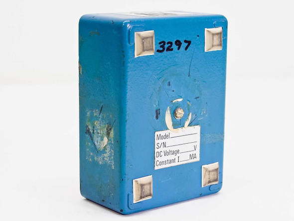 PCB Piezotronics 480D06 Power Unit rear view showing four corner mounting pads and blank model/S/N/DC Voltage label — number 3297 written in marker on top