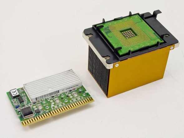 Intel Xeon 2.8GHz SL6M7 CPU with heatsink and HP ProLiant ML370 G3 voltage regulator module board — overview