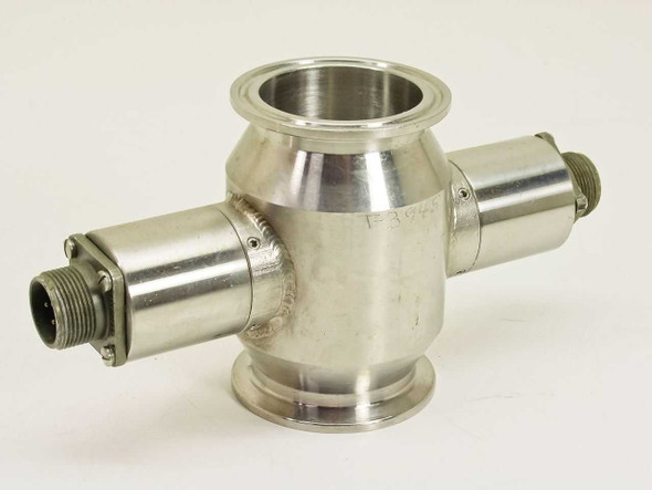 Stainless steel vacuum pressure sensor with dual DN63KF flange ports and two MS3102E14S-1P mil-spec circular connectors — 3/4 front view
