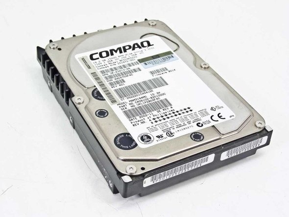 Compaq 251872-001 18.2GB Wide Ultra3 SCSI hard drive in hot-swap tray – front label view
