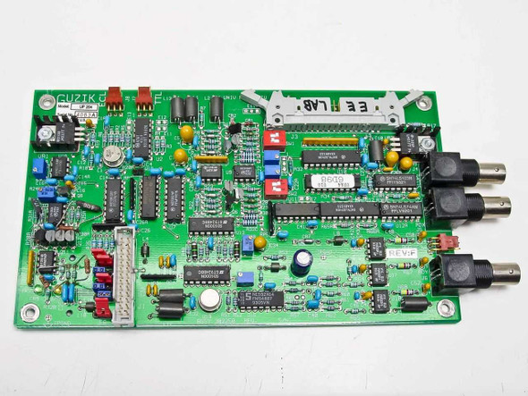 Guzik Universal Preamp IV 302250 PCB assembly top view showing component side with ICs, BNC connectors, and edge connector