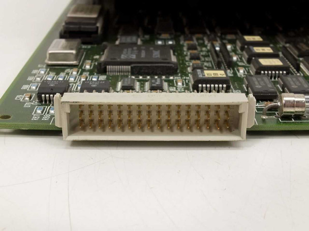 Cabletron FDMMIM-24 PCB – close-up of white multi-pin board-to-board header connector on green PCB