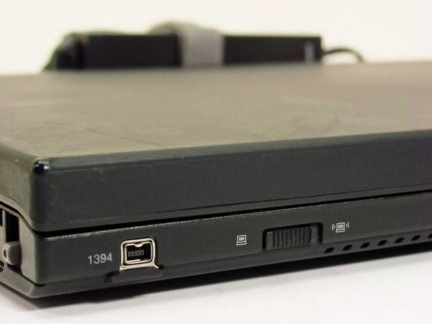 Lenovo 7658-RVU T61 Intel Core 2 Duo 2.1GHz 3GB RAM 100GB HDD - No AC adapter