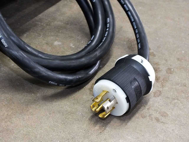 Symyx Technologies S14100 – interior lighting and imaging area under Cuda fiber optic illuminator