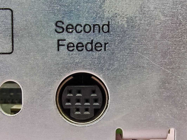 Tektronix 671-3760-70 bracket – Second Feeder mini-DIN connector close-up