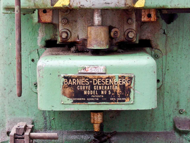 Barnes-Desenberg Curve Generator Model No. 5 nameplate with patent numbers 2,005,718 and Des. 144,103