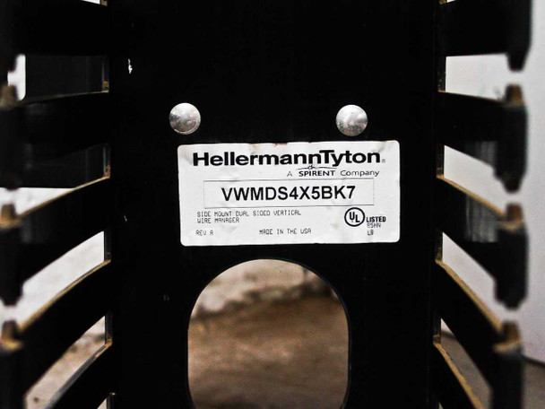 Hellermann Tyton Vertical Wire Manager Dual-Sided, Center Mount VWMDC4X5BK7