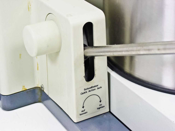 Buchi Rotovapor RE120 Evaporator with B-465 Heated Waterbath