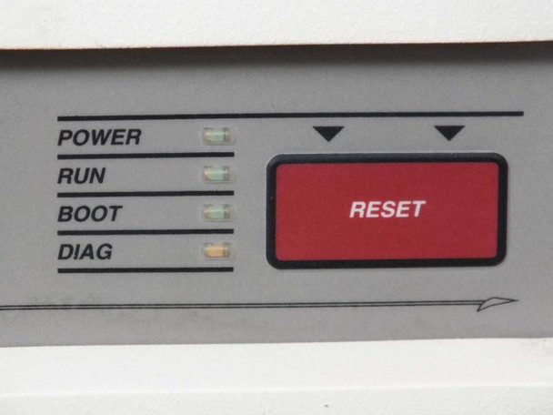 Wellfleet 75040 BCN front panel indicators – POWER, RUN, BOOT, DIAG LEDs and red RESET button