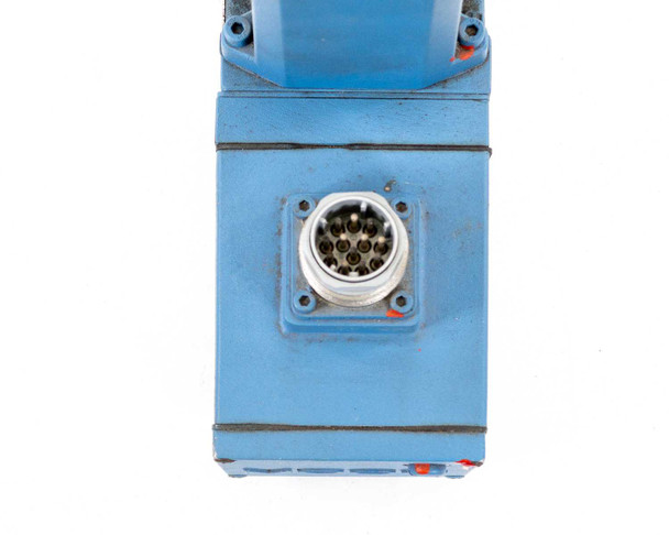 Moog D661Z274XX valve — top-down view of multi-pin circular connector showing pin configuration