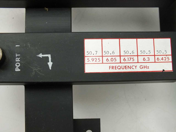 Varian VUJ-8527-01 – Port 1 calibration label showing insertion loss values of 50.7, 50.6, 50.6, 50.5, 50.5 dB at frequencies 5.925, 6.05, 6.175, 6.3, 6.425 GHz