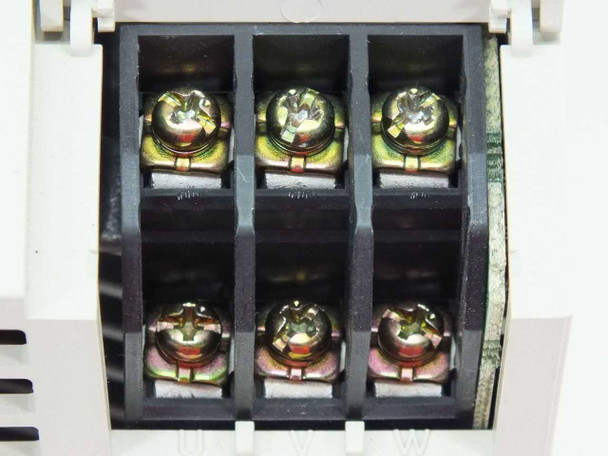 Mitsubishi MR-J2-40B-S73-A10 – close-up of L1 L2 L3 power input and U V W motor output terminal block
