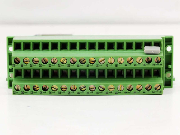 Berger Lahr 220642-00-01 — end-on view of green dual-row screw-terminal I/O connector with labeled terminal positions