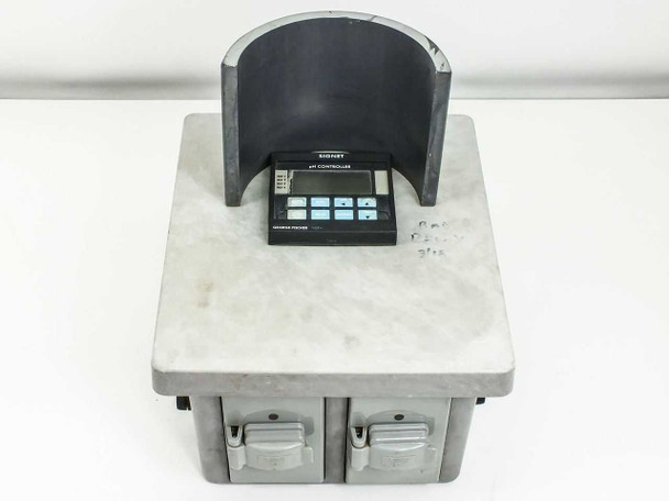 George Fischer Signet 3-9030.111 pH Controller mounted on top of Allied Moulded enclosure with two front AC outlets visible