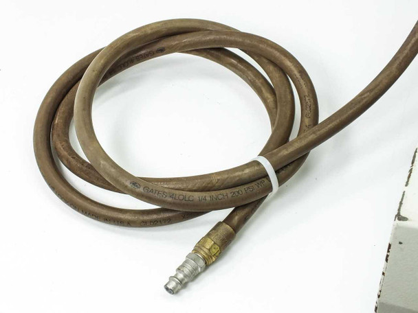 Gates Mold 1/4 inch 200 PSI compressed air supply hose included with the tool