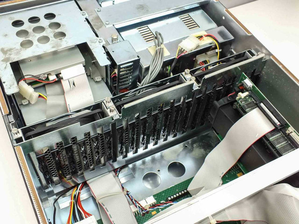 DiviCom NMS-RM-NM Rev J THESYS Server Intel PII 300MHz 256MB Mem 2x 4.5GB HD