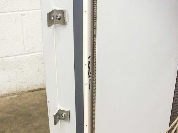 Hugle Electronics 430 – side door edge detail with door seal and latch bracket
