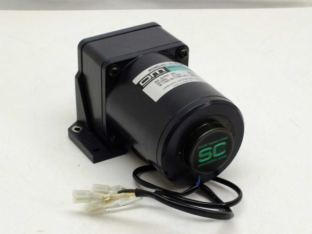 Oriental Motor MSM540-412 Speed Control Motor – right-side view showing motor body, OM logo label, and lead wires with spade connectors